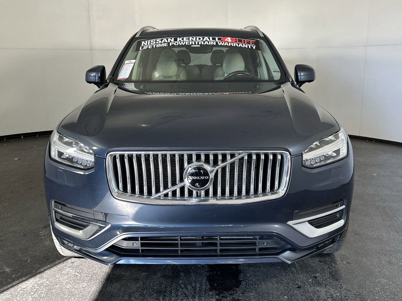 Used 2020 Volvo XC90 T6 Inscription w/ Protection Package Premier image 4