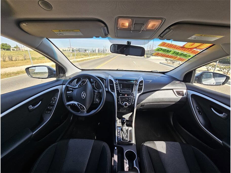 Used 2016 Hyundai Elantra GT FWD image 12