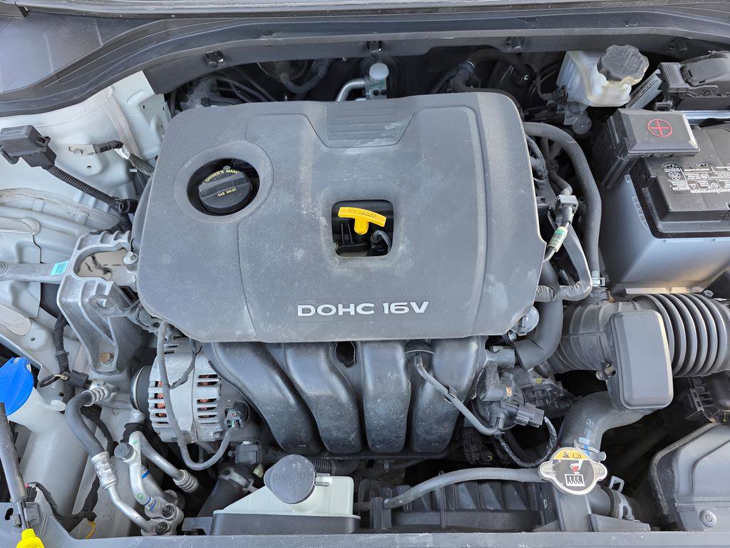 Used 2017 Hyundai Elantra Limited w/ Limited Tech Package 04 image 10