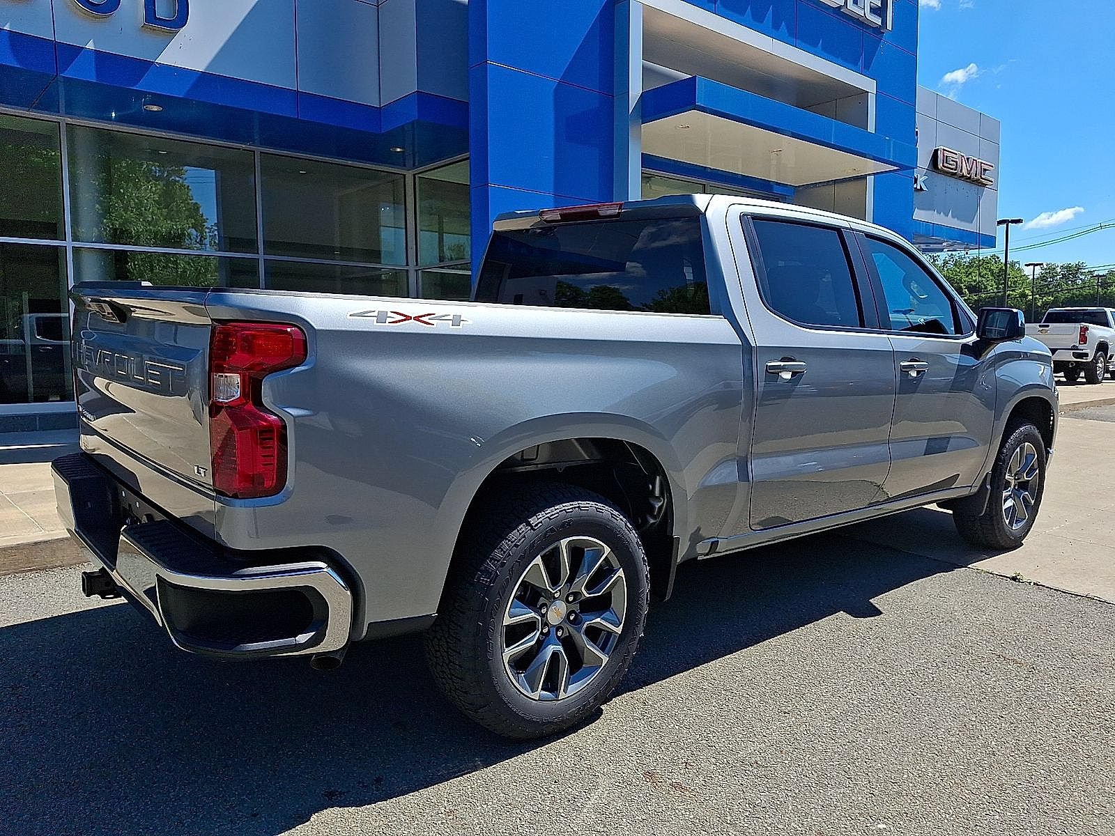 New 2026 Chevrolet Silverado 1500 LT AWD/4WD image 6