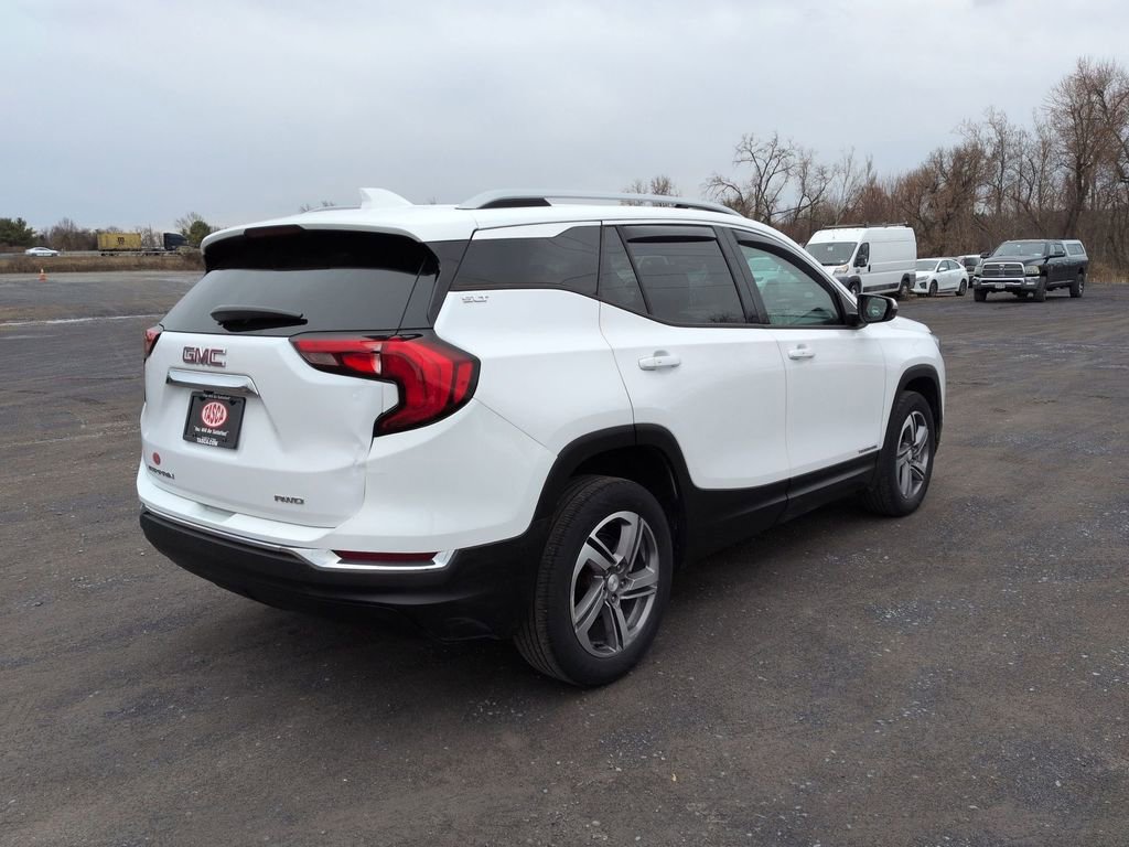 Used 2018 GMC Terrain SLT w/ Preferred Package image 3