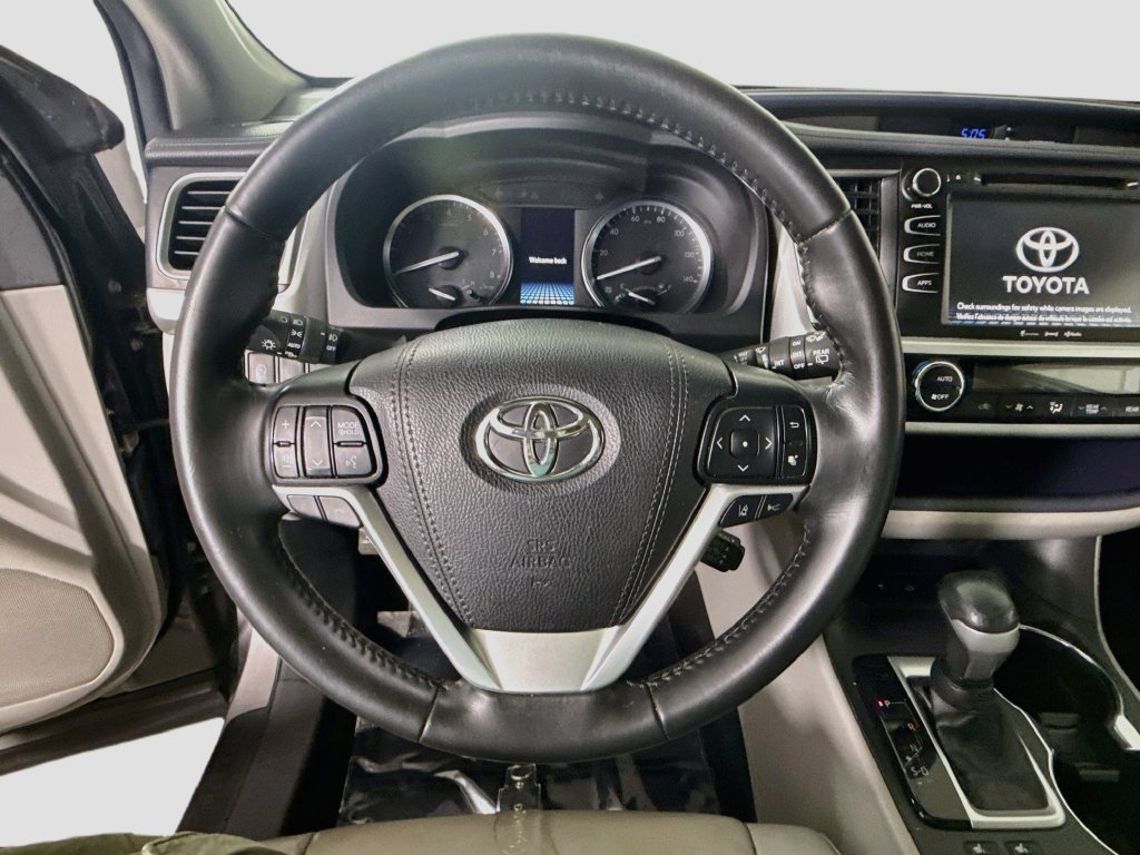 Certified 2019 Toyota Highlander XLE AWD/4WD image 20