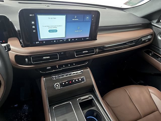 New 2026 Lincoln Aviator Reserve w/ Jet Appearance Package AWD/4WD image 16