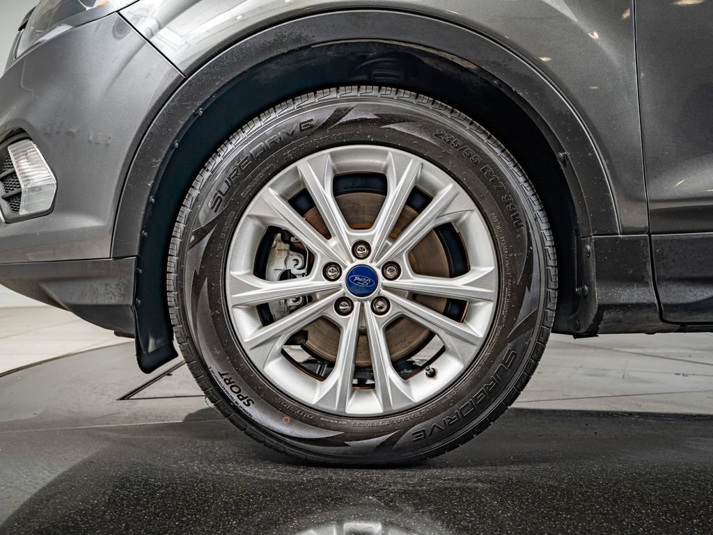 Used 2017 Ford Escape SE FWD image 10