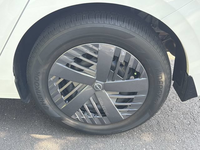New 2026 Nissan Sentra SV w/ Floor Mat Package FWD image 21