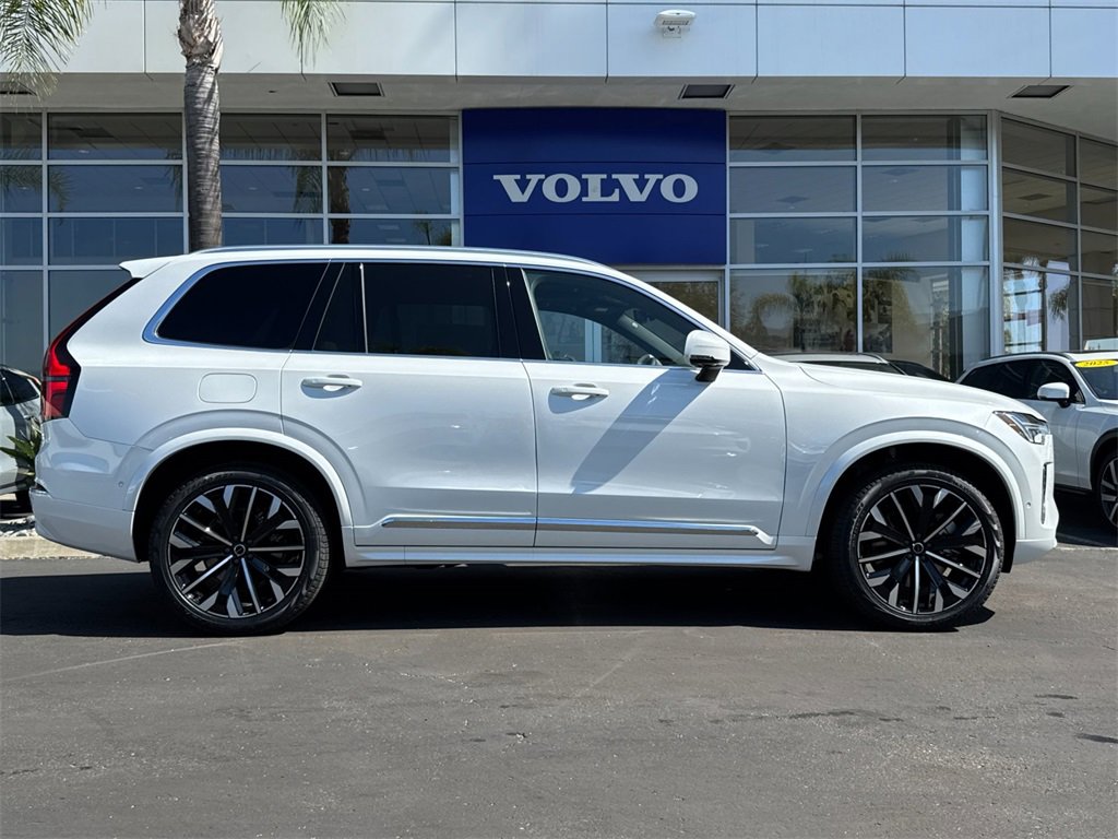 New 2026 Volvo XC90 T8 Plus image 6