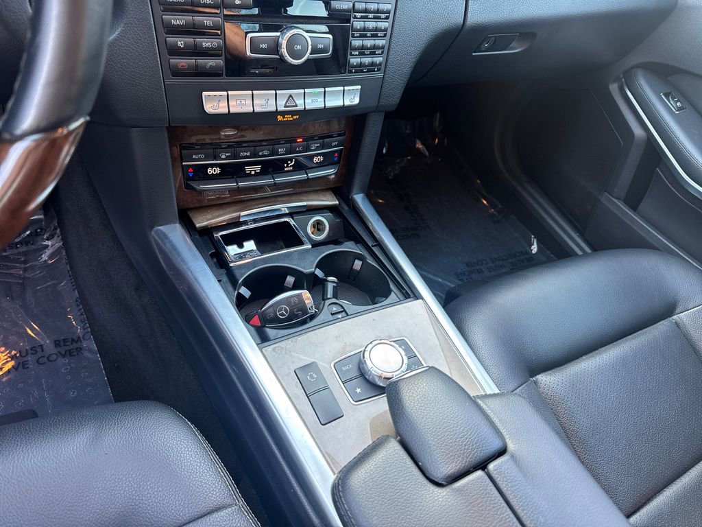 Used 2014 Mercedes-Benz E 350 Sedan image 30