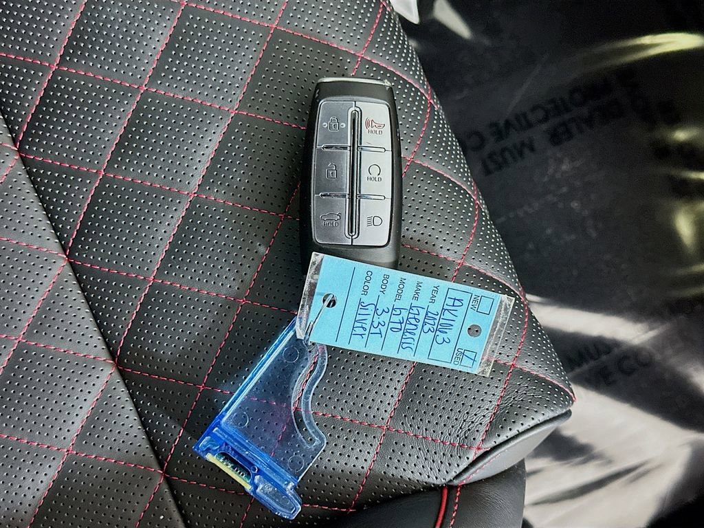 Used 2023 Genesis G70 3.3T w/ Sport Prestige Package image 35