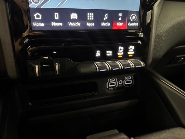 Used 2022 RAM 1500 Rebel w/ Rebel Level 2 Equipment Group AWD/4WD image 44