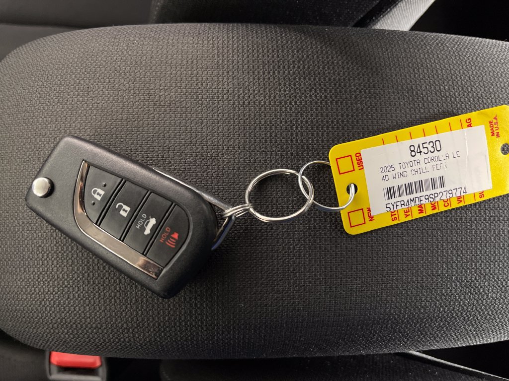 Used 2025 Toyota Corolla LE FWD image 24