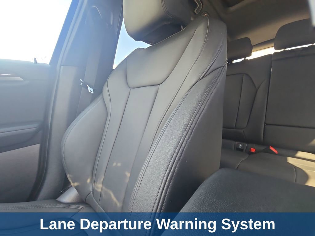 Used 2019 BMW X3 sDrive30i w/ Driving Assistance Package RWD image 14
