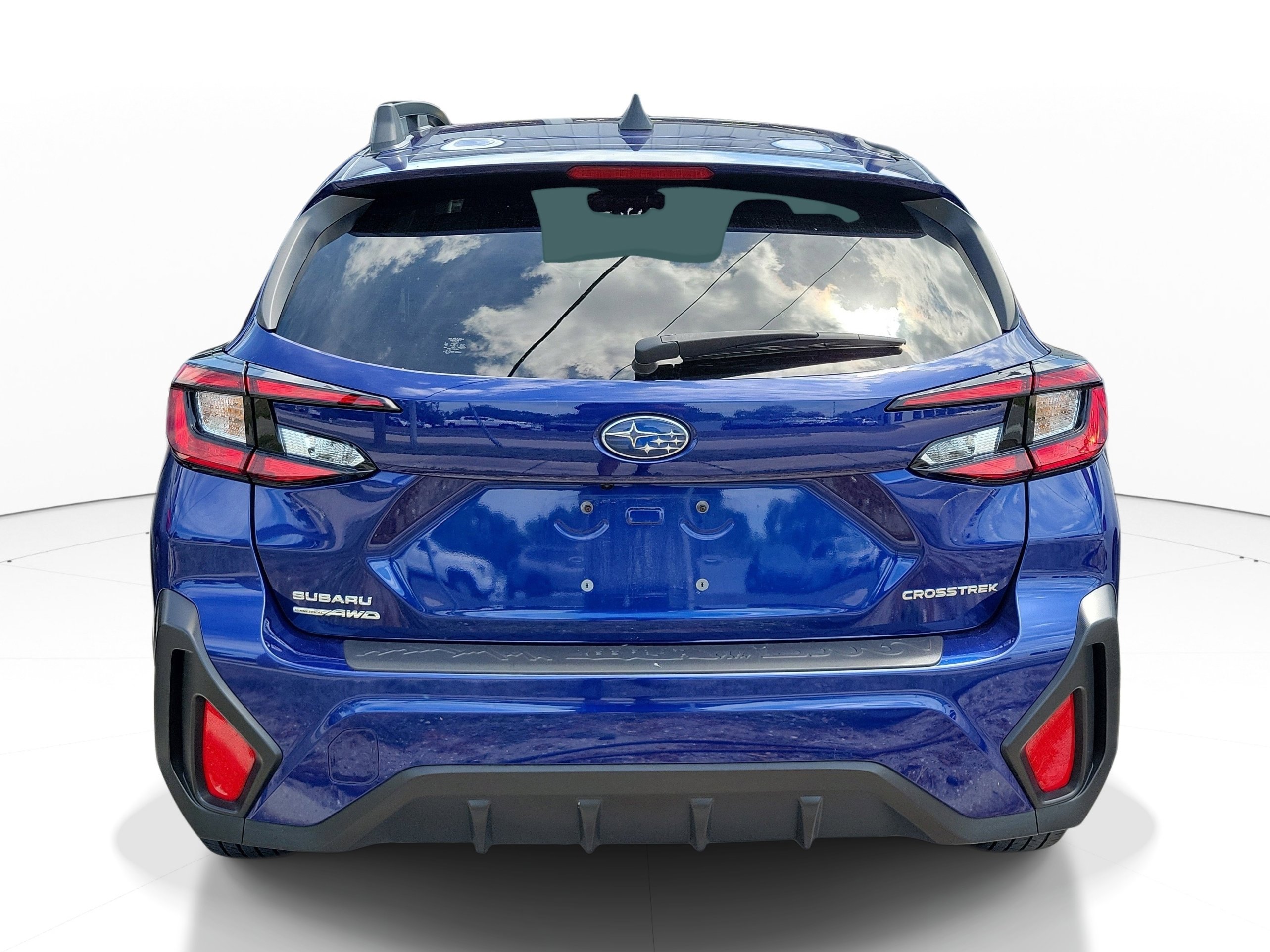 Used 2024 Subaru Crosstrek 2.0i Premium image 5