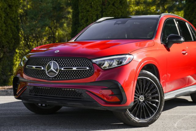 Used 2023 Mercedes-Benz GLC 300 w/ AMG Line image 2