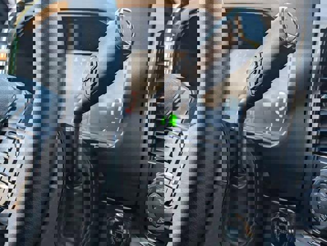 New 2026 Ford F250 Lariat w/ Black Appearance Package image 19