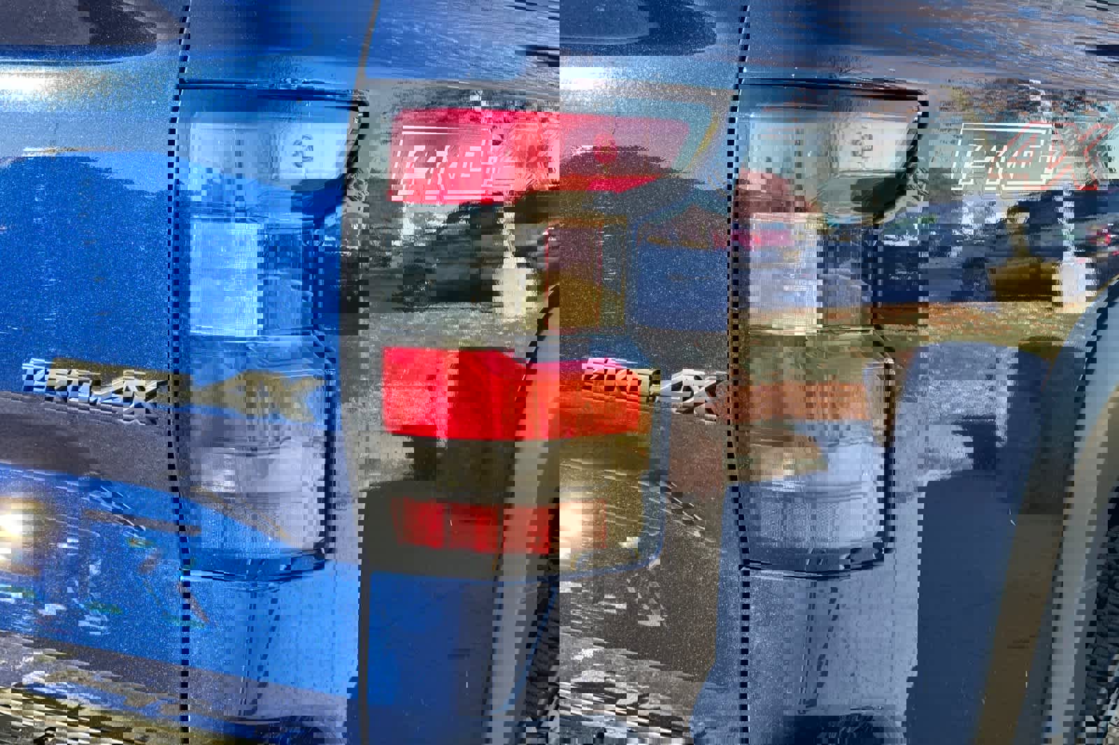 Used 2023 Nissan Frontier PRO-4X w/ Pro-4X Premium Package image 26