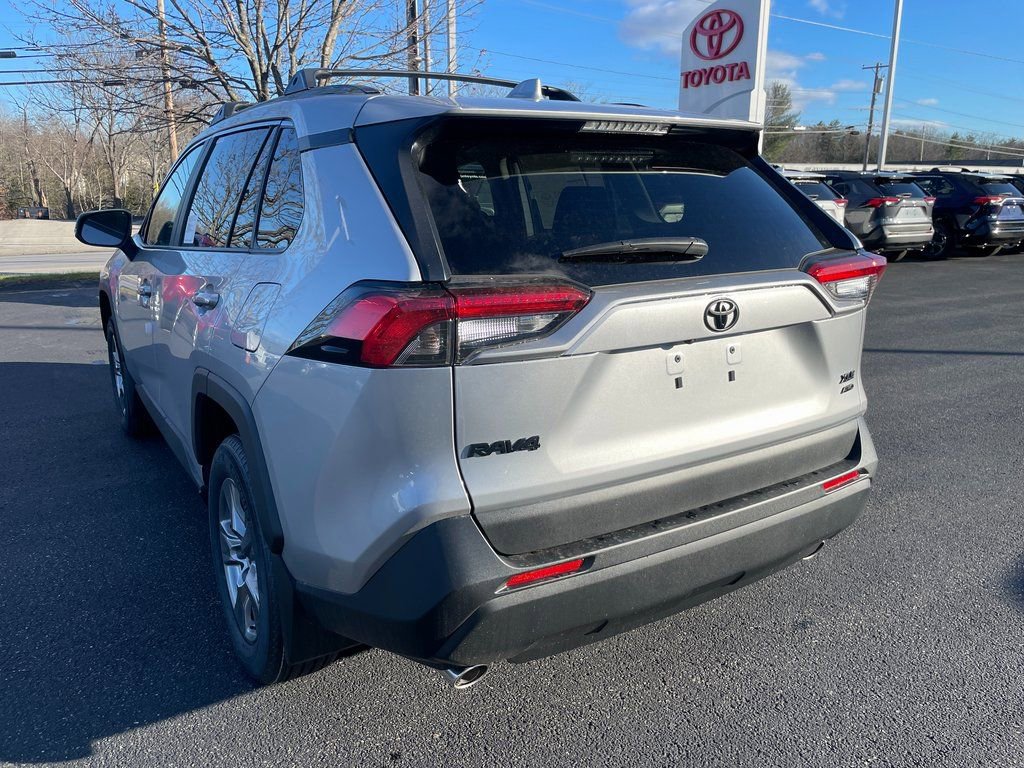 New 2025 Toyota RAV4 XLE w/ Convenience Package image 3