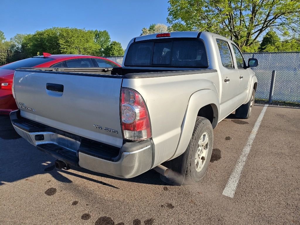 Used 2013 Toyota Tacoma 4x4 Double Cab w/ SR5 Pkg image 4