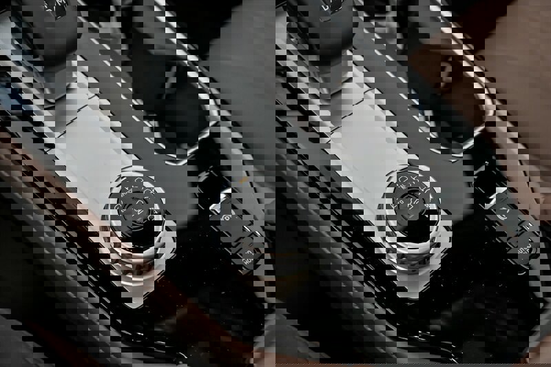 New 2026 Mitsubishi Outlander SEL image 27