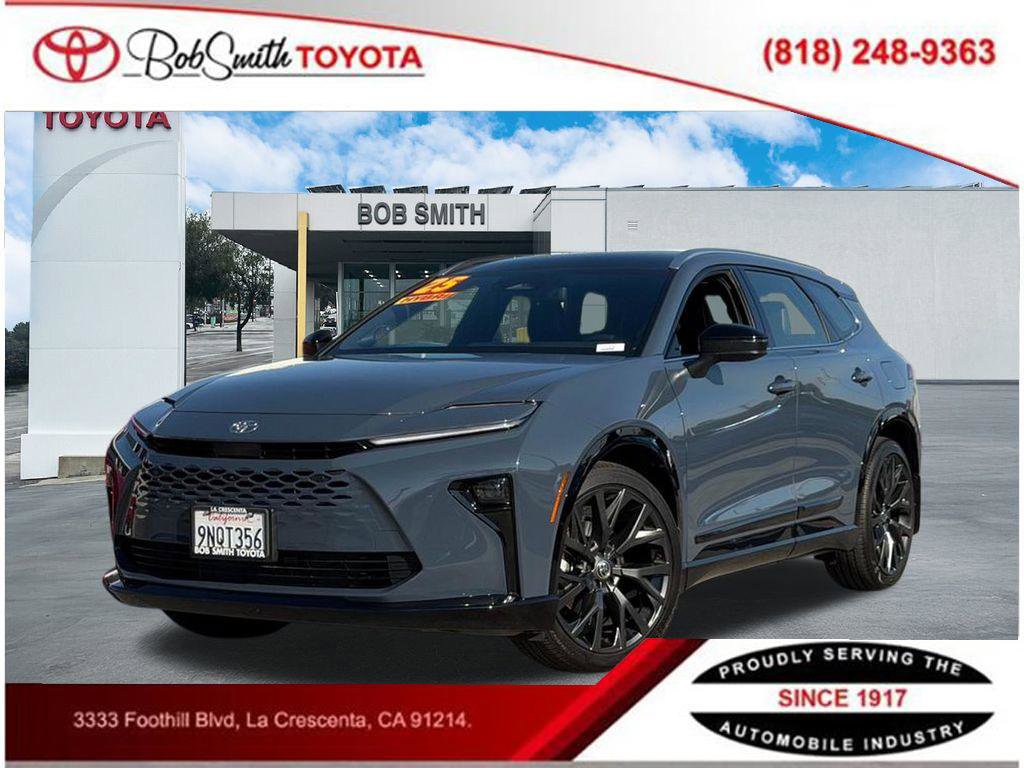 Used 2025 Toyota Crown Signia w/ Advanced Technology Package