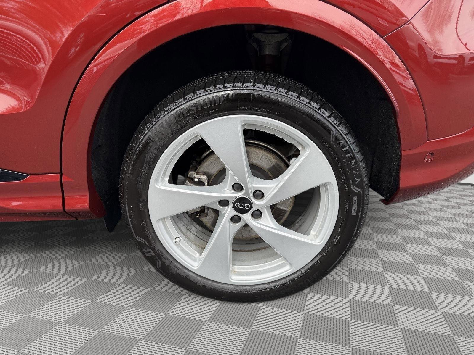 Used 2025 Audi Q5 Premium Plus w/ Premium Plus image 8