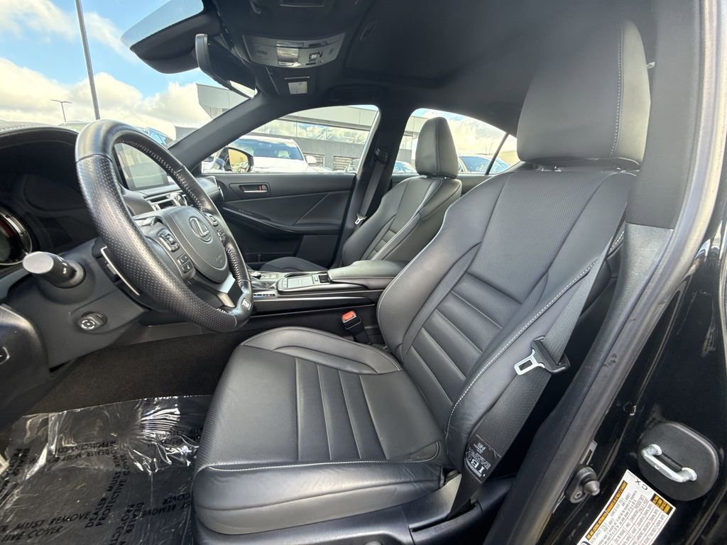 Used 2022 Lexus IS 350 F Sport w/ Memory Package image 11