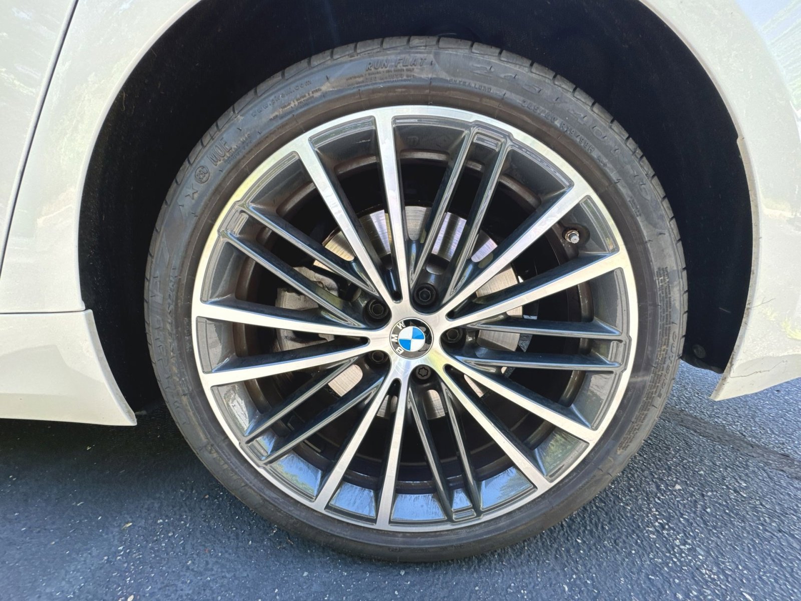 Certified 2023 BMW 540i xDrive w/ Premium Package AWD/4WD image 26