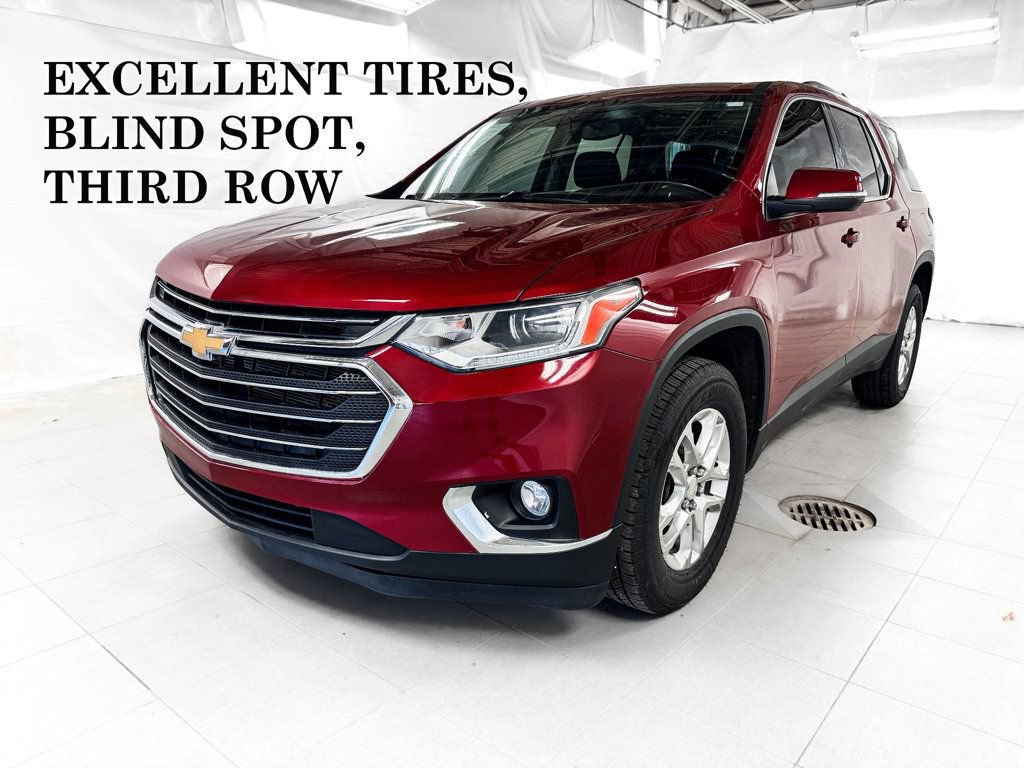 Used 2021 Chevrolet Traverse LT FWD image 1