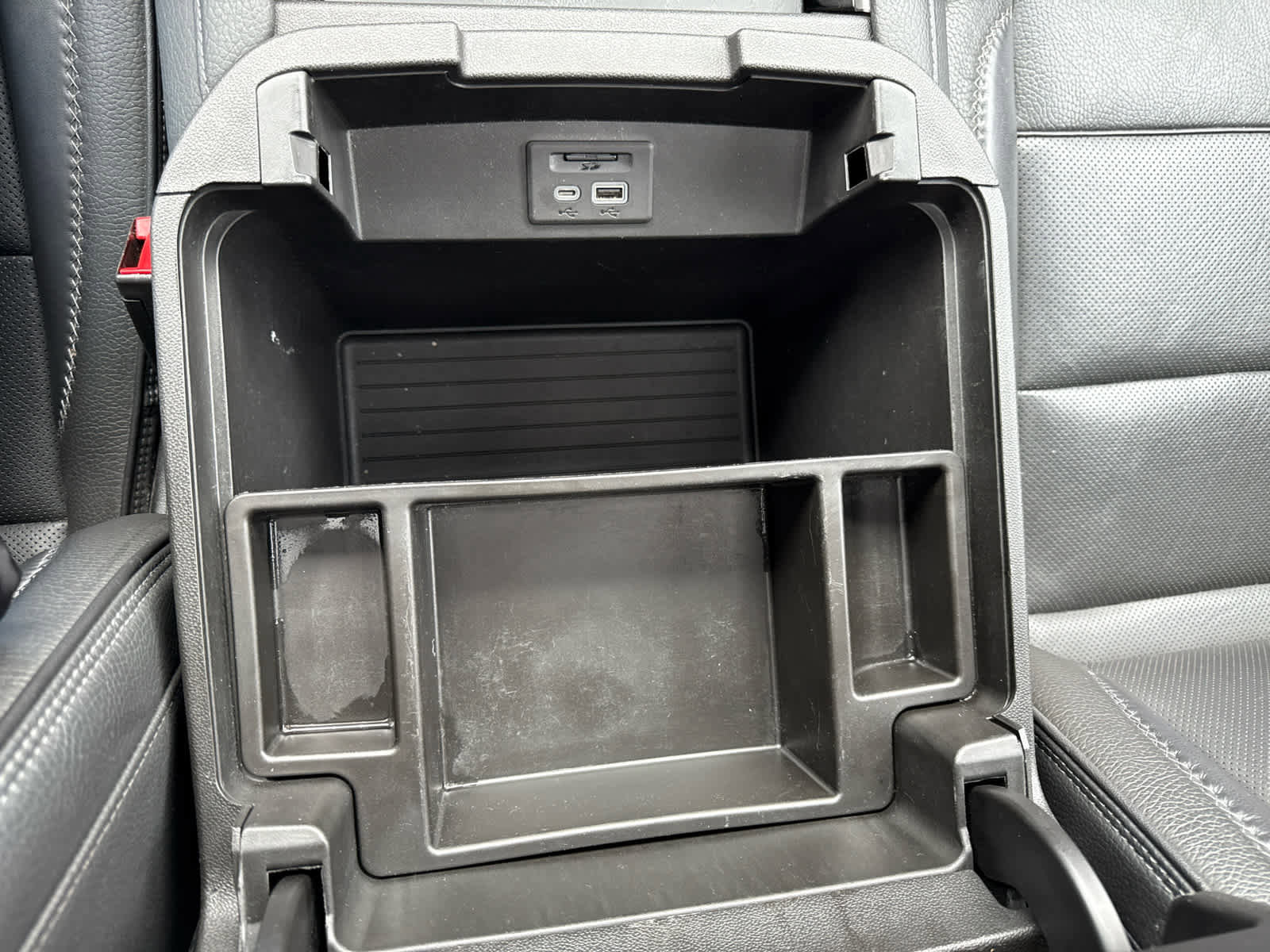 Used 2021 GMC Yukon XL Denali w/ LPO, Illumination Package image 27