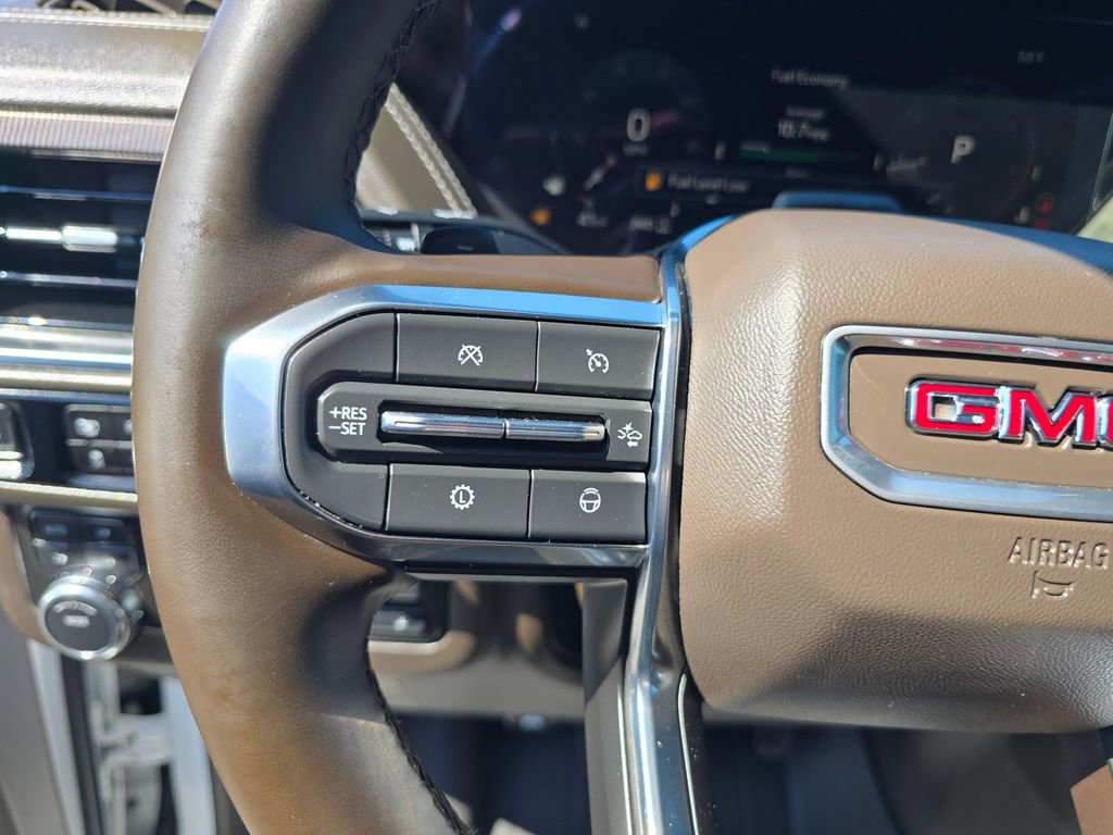 Used 2025 GMC Yukon XL Elevation AWD/4WD image 22