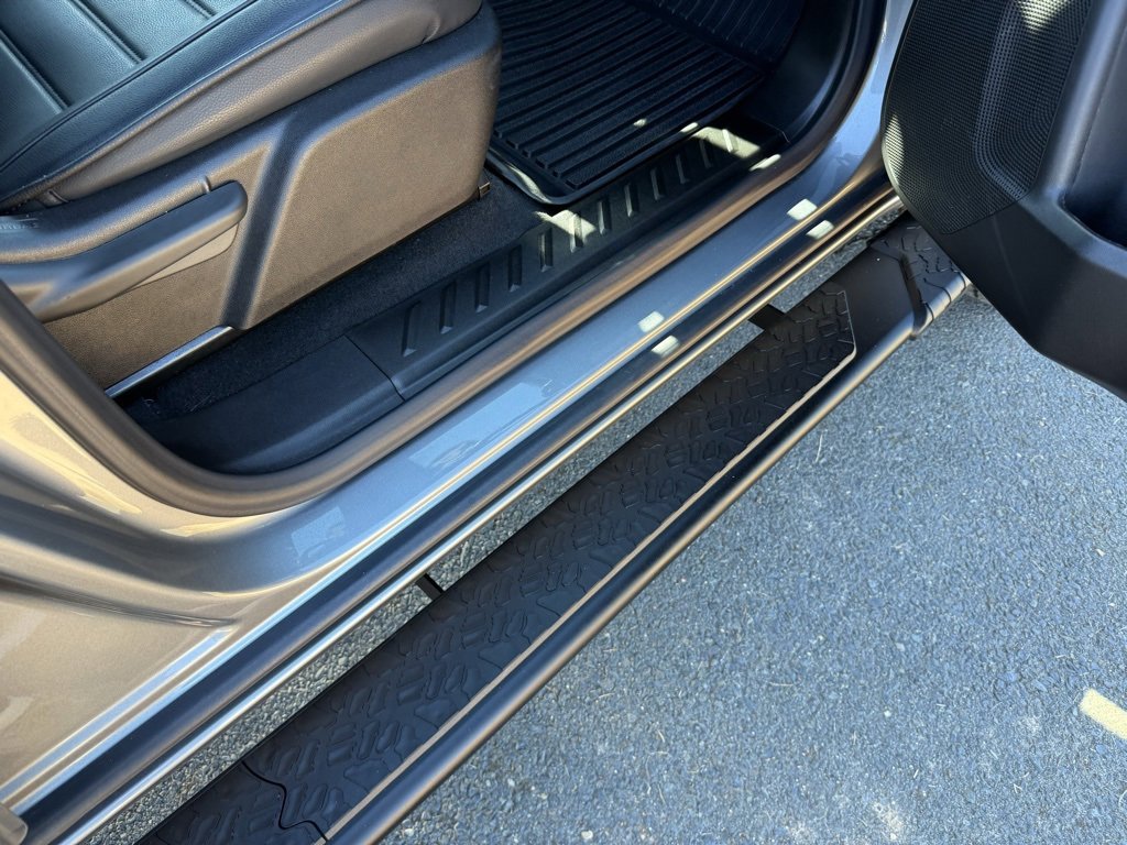 Used 2024 Chevrolet Colorado Trail Boss w/ Technology Package image 31