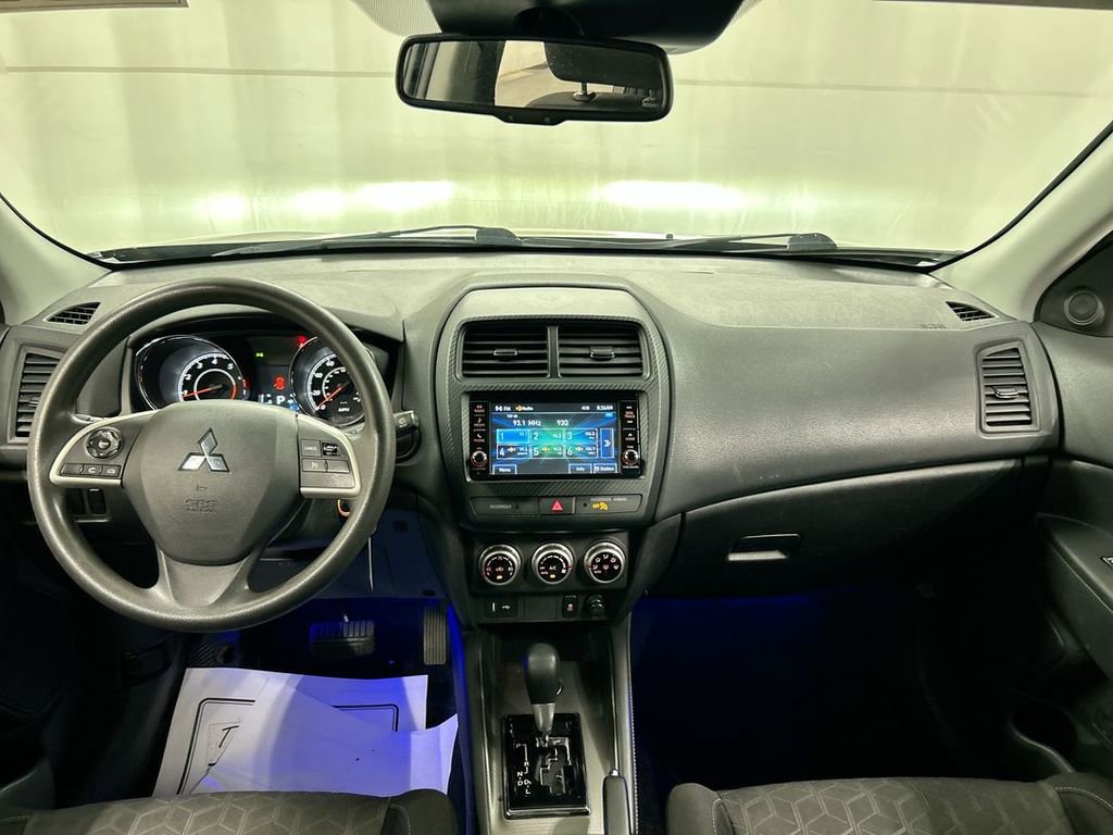 Used 2021 Mitsubishi Outlander Sport Black Edition image 18