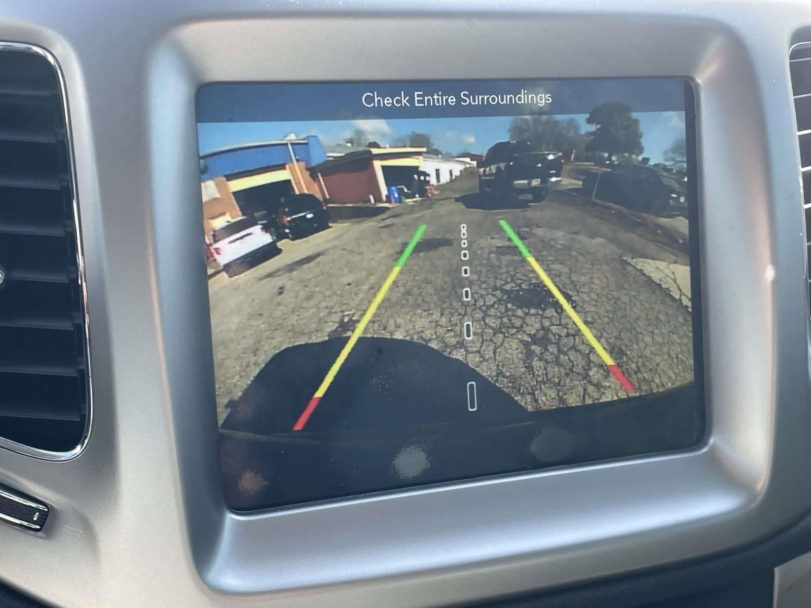 Used 2018 Jeep Compass Latitude w/ Popular Equipment Group image 20