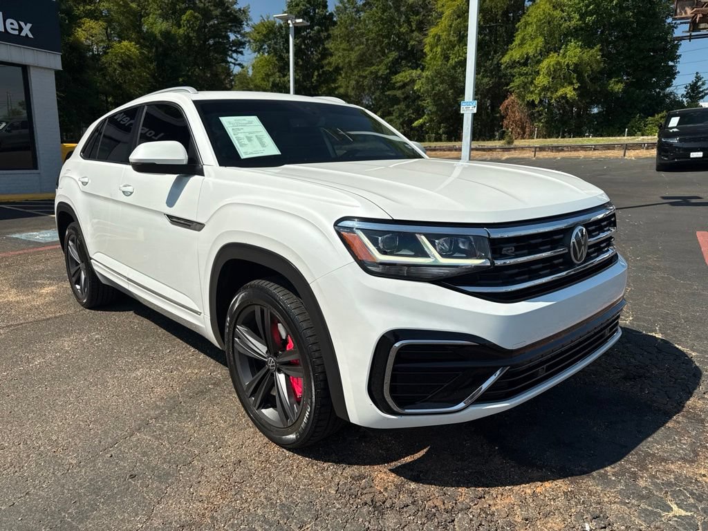 Used 2022 Volkswagen Atlas Cross Sport SEL R-Line AWD/4WD image 4