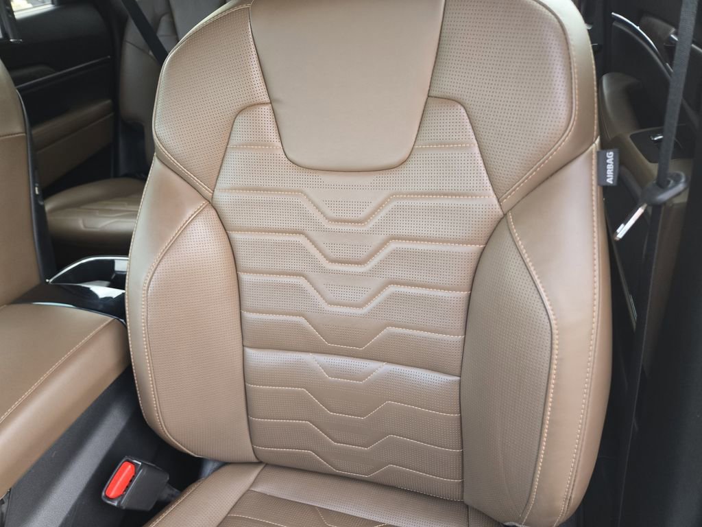 Used 2022 Kia Telluride SX w/ SX Prestige Package AWD/4WD image 21