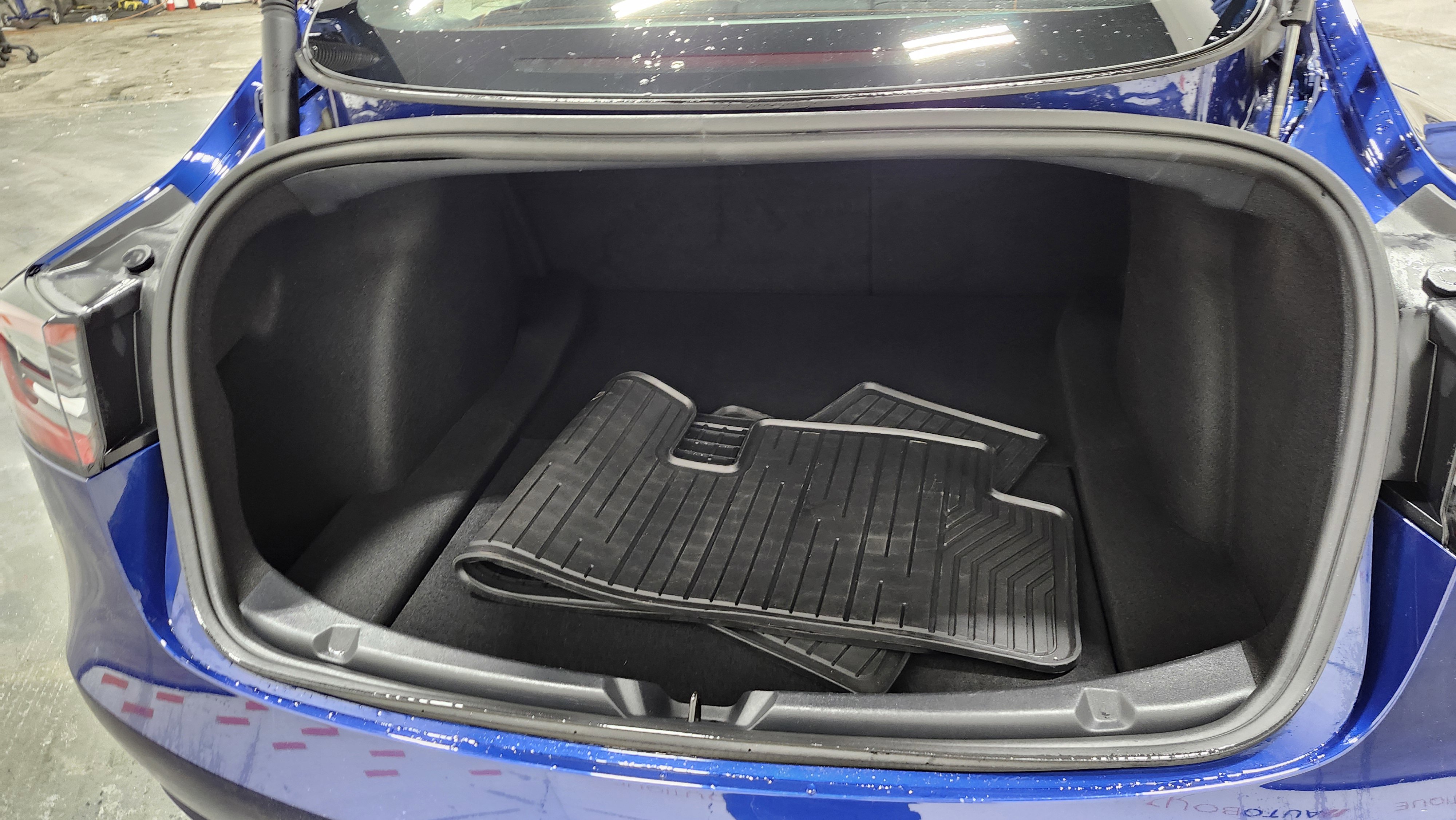 Used 2023 Tesla Model 3 Standard Range image 19