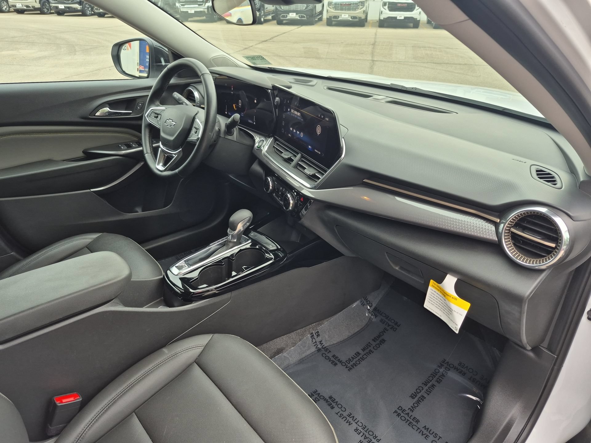 Certified 2025 Chevrolet Trax ACTIV w/ Driver Confidence Package FWD image 28