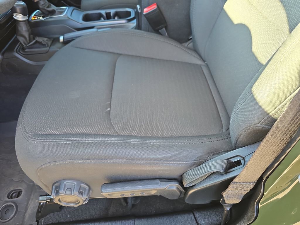 Used 2023 Jeep Wrangler Willys image 20