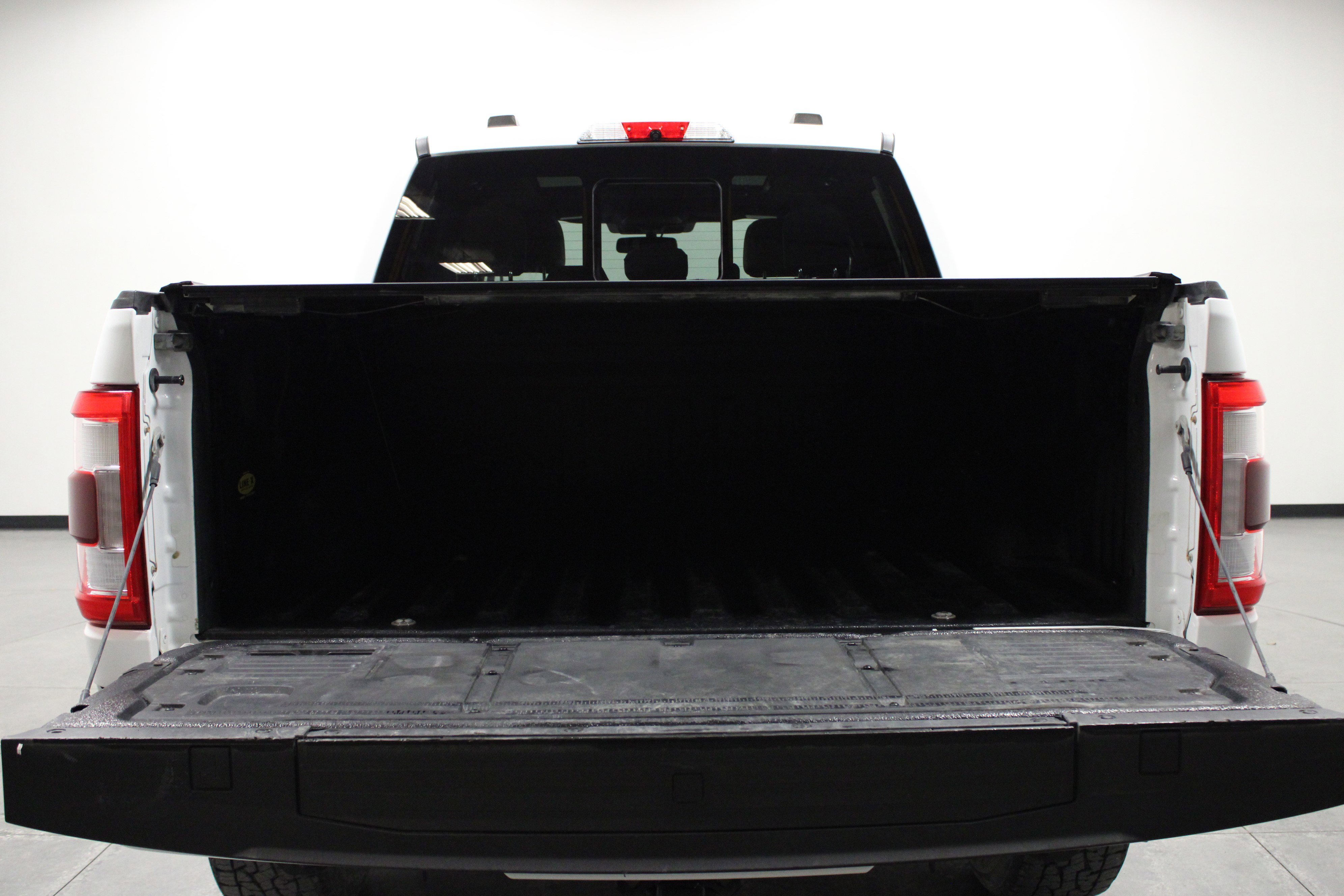 Used 2021 Ford F150 Lariat w/ Equipment Group 502A High image 14