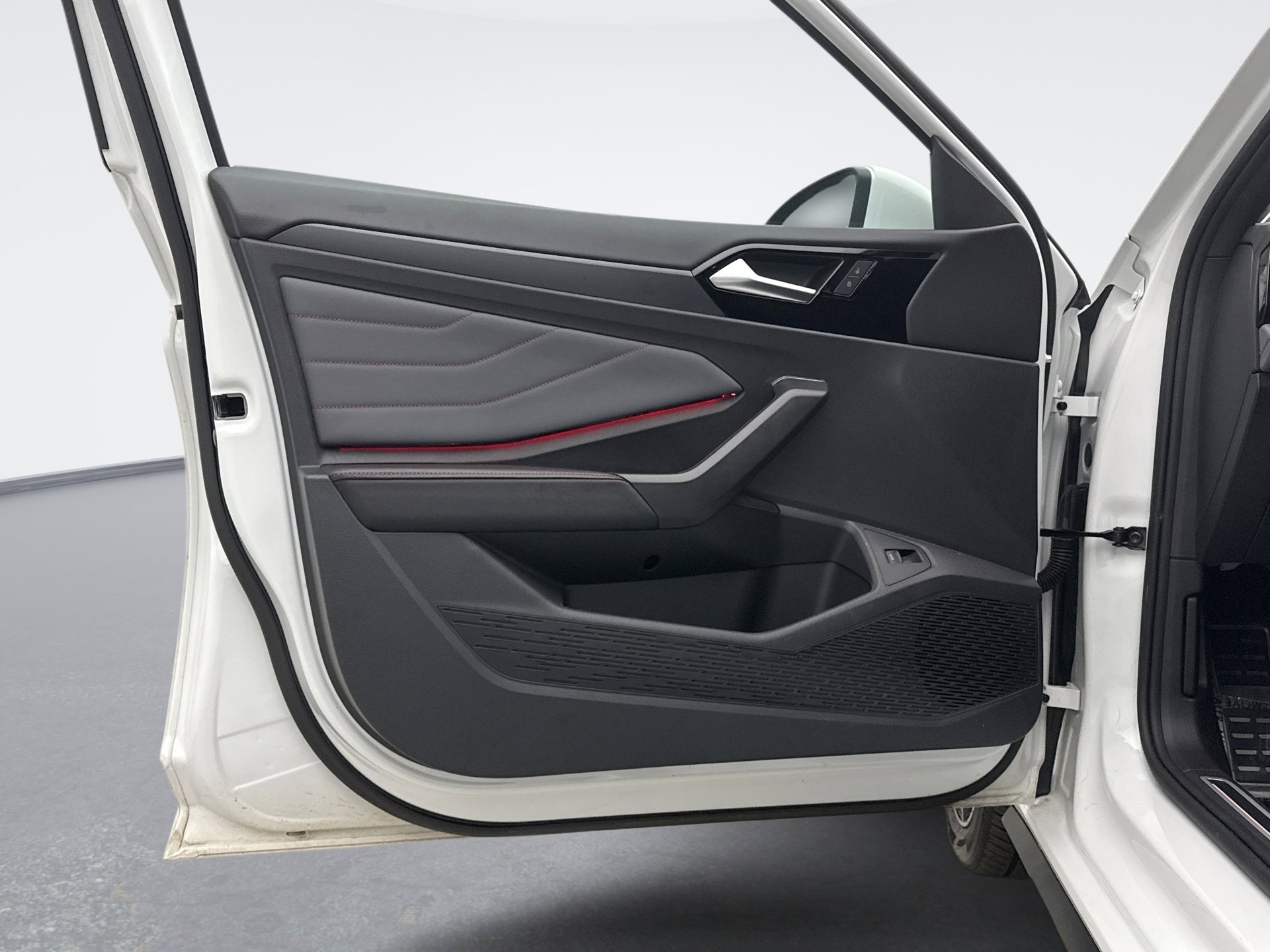 Used 2025 Volkswagen Jetta GLI Autobahn image 9