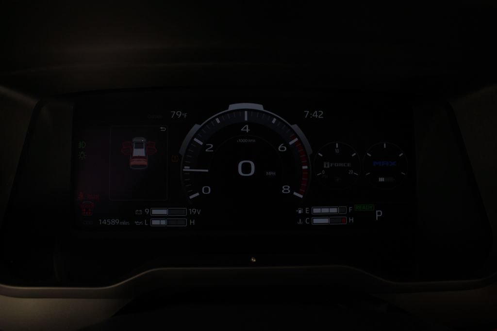 Used 2024 Toyota Sequoia TRD Pro AWD/4WD image 15