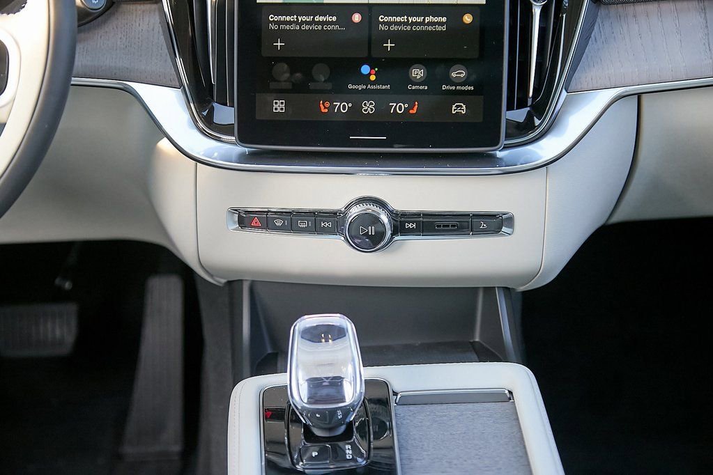 New 2026 Volvo XC90 T8 Ultra w/ Protection Package Premier image 30