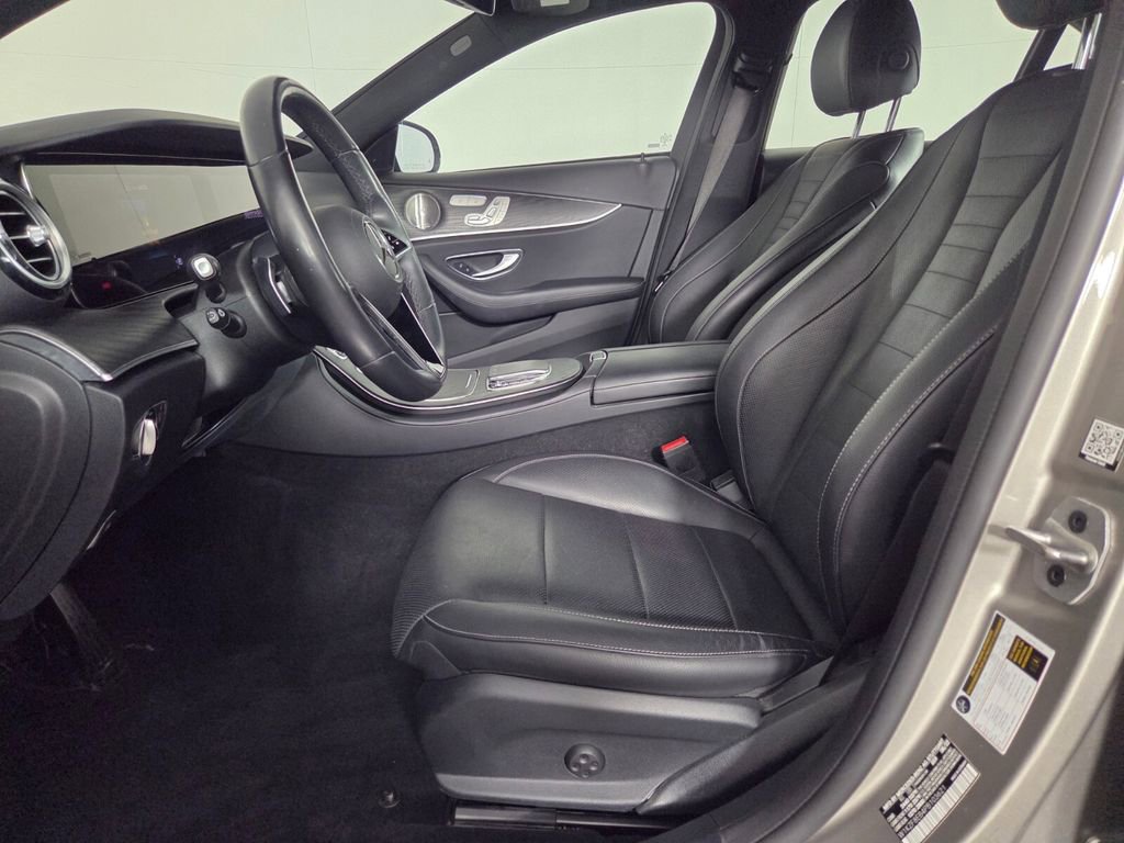 Used 2023 Mercedes-Benz E 350 4MATIC Sedan image 11