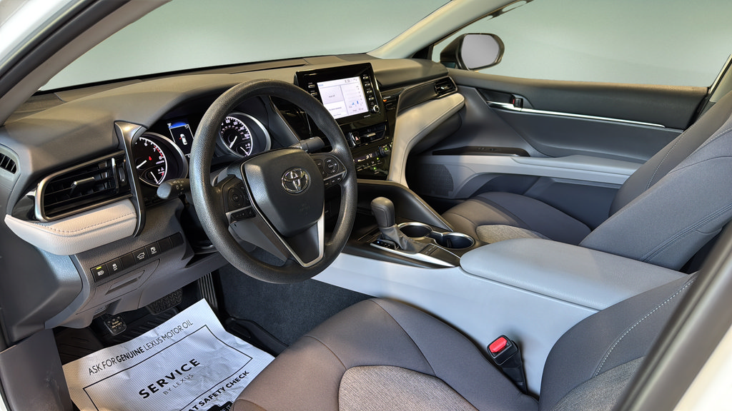 Used 2024 Toyota Camry LE FWD image 12
