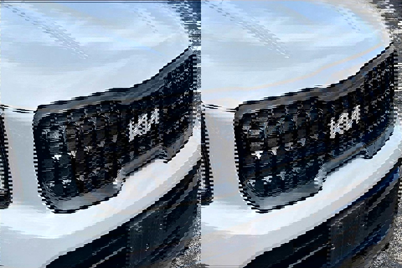 Used 2024 Kia Telluride EX X-Line image 34