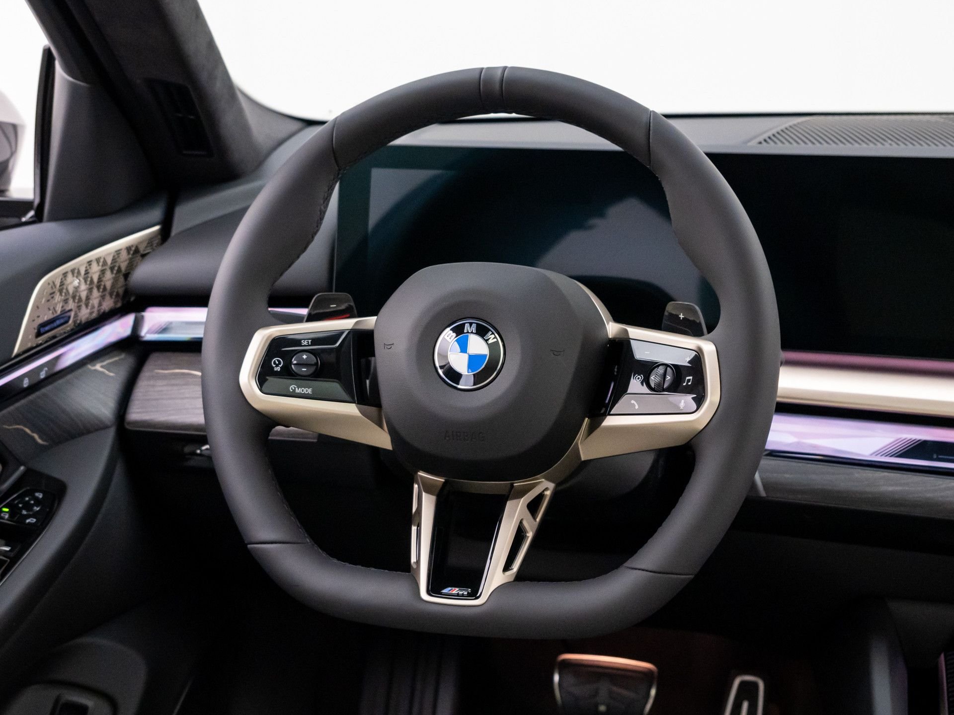 New 2026 BMW 530i xDrive w/ M Sport Package AWD/4WD image 12