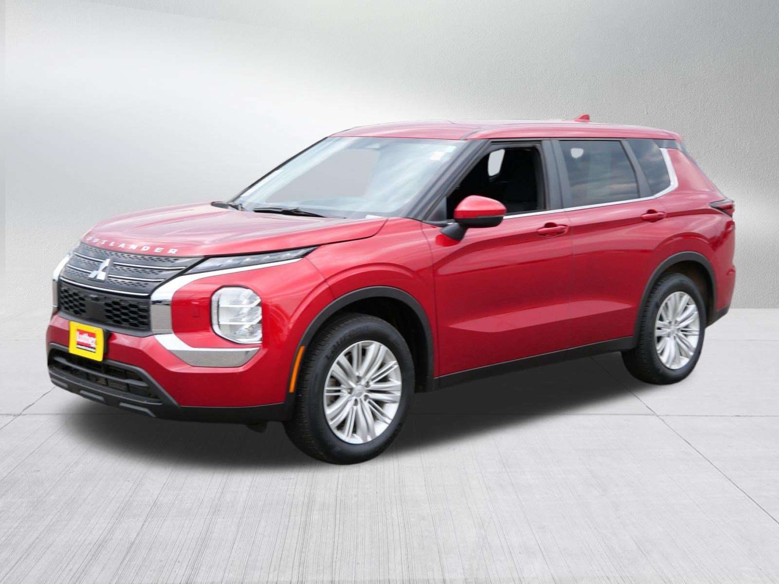 Used 2022 Mitsubishi Outlander ES AWD/4WD image 3