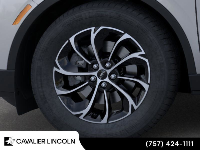 Used 2026 Lincoln Nautilus Premier image 19