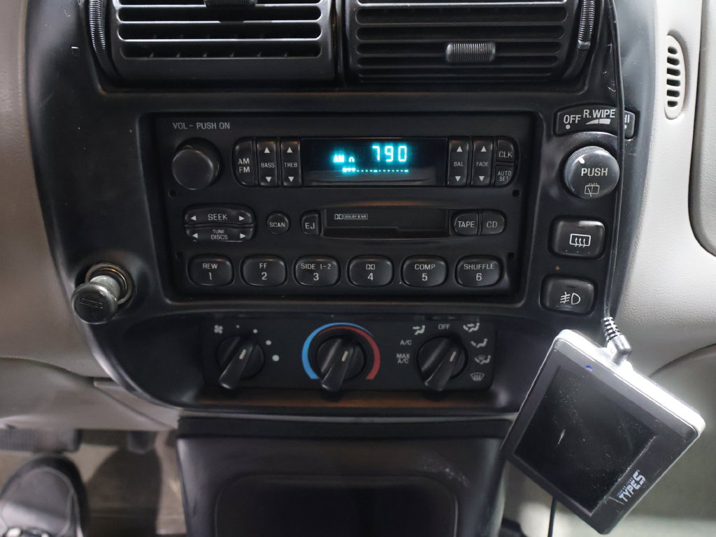 Used 1997 Ford Explorer Limited AWD/4WD image 27