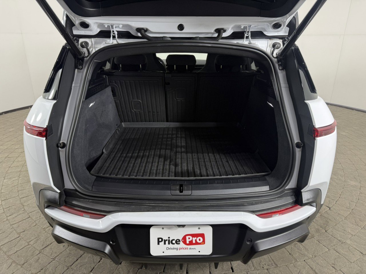 Used 2023 Fisker Ocean Ultra AWD/4WD image 7