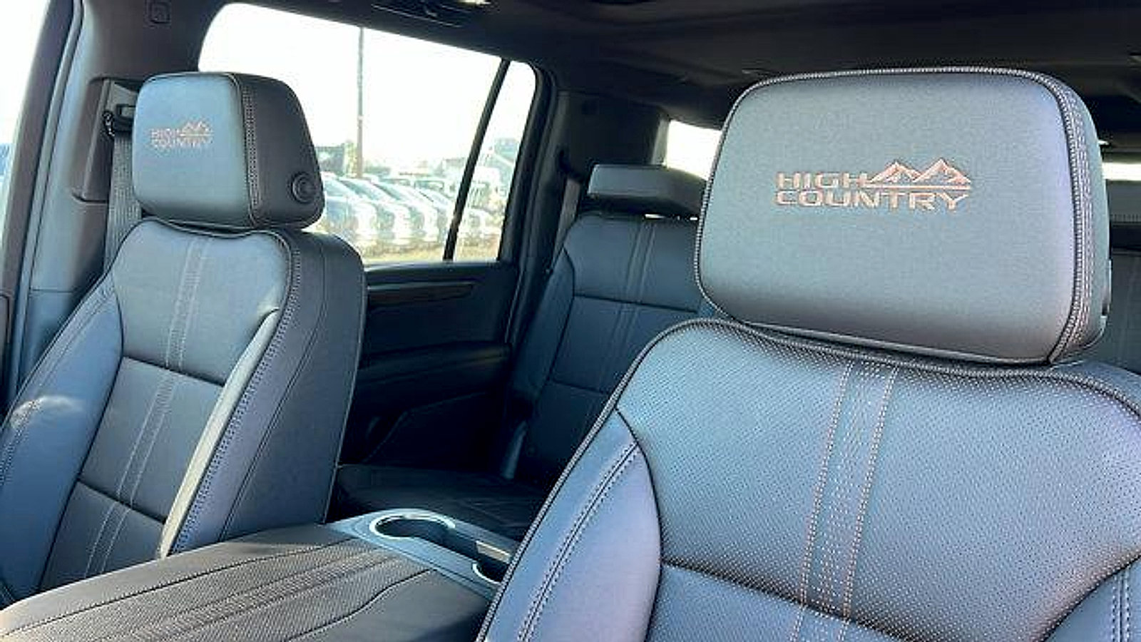 New 2026 Chevrolet Suburban High Country image 25